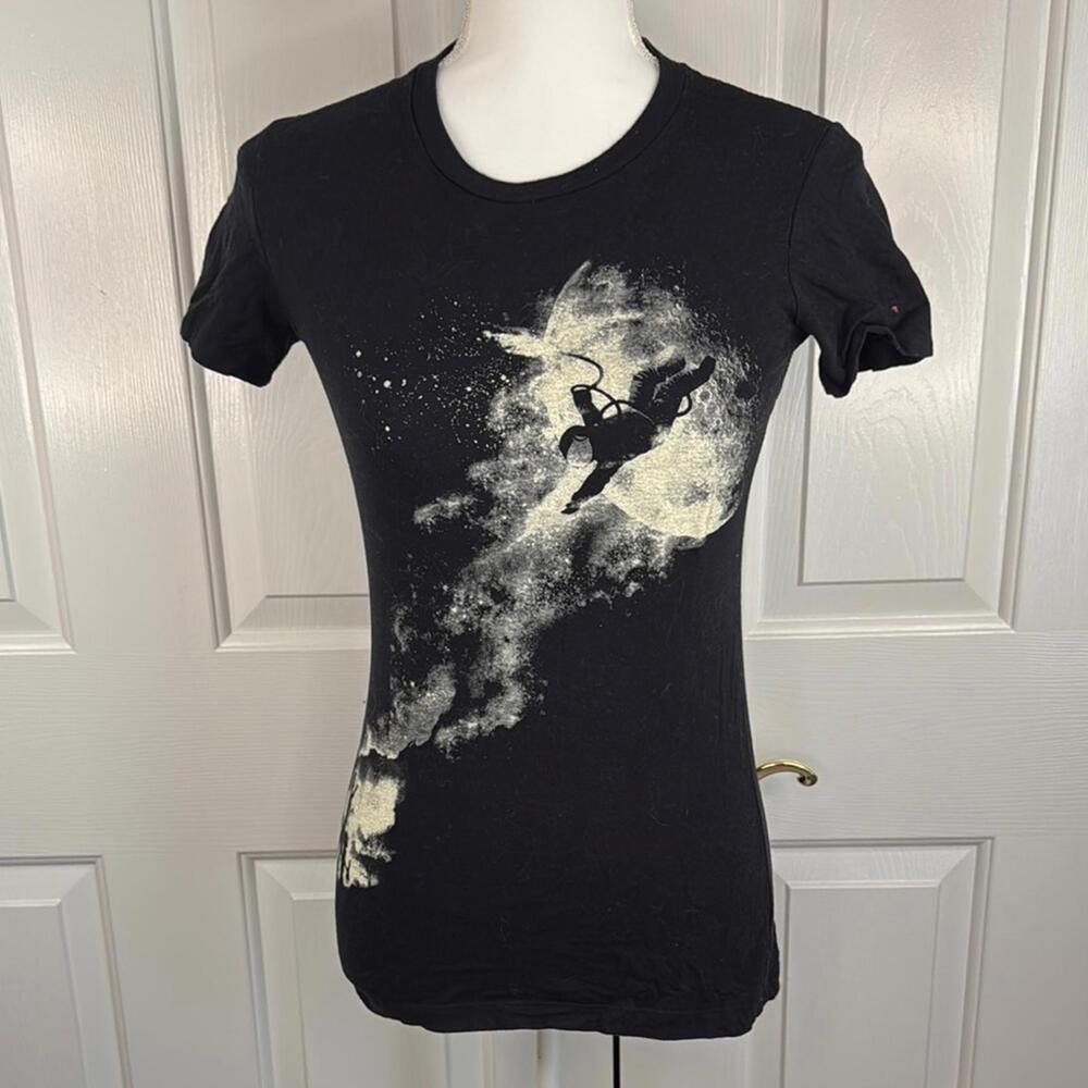 Threadless 'Tell My Wife I Love Her' Graphic Tee - Small